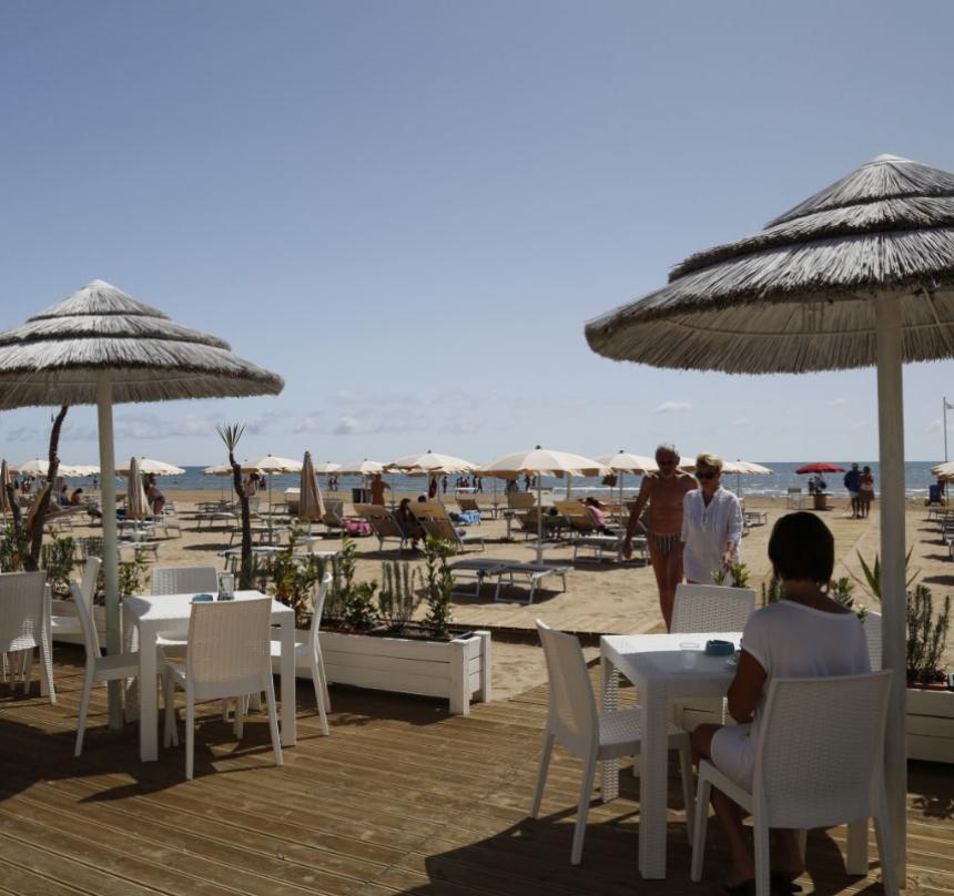 agoravieste it spiaggia 013
